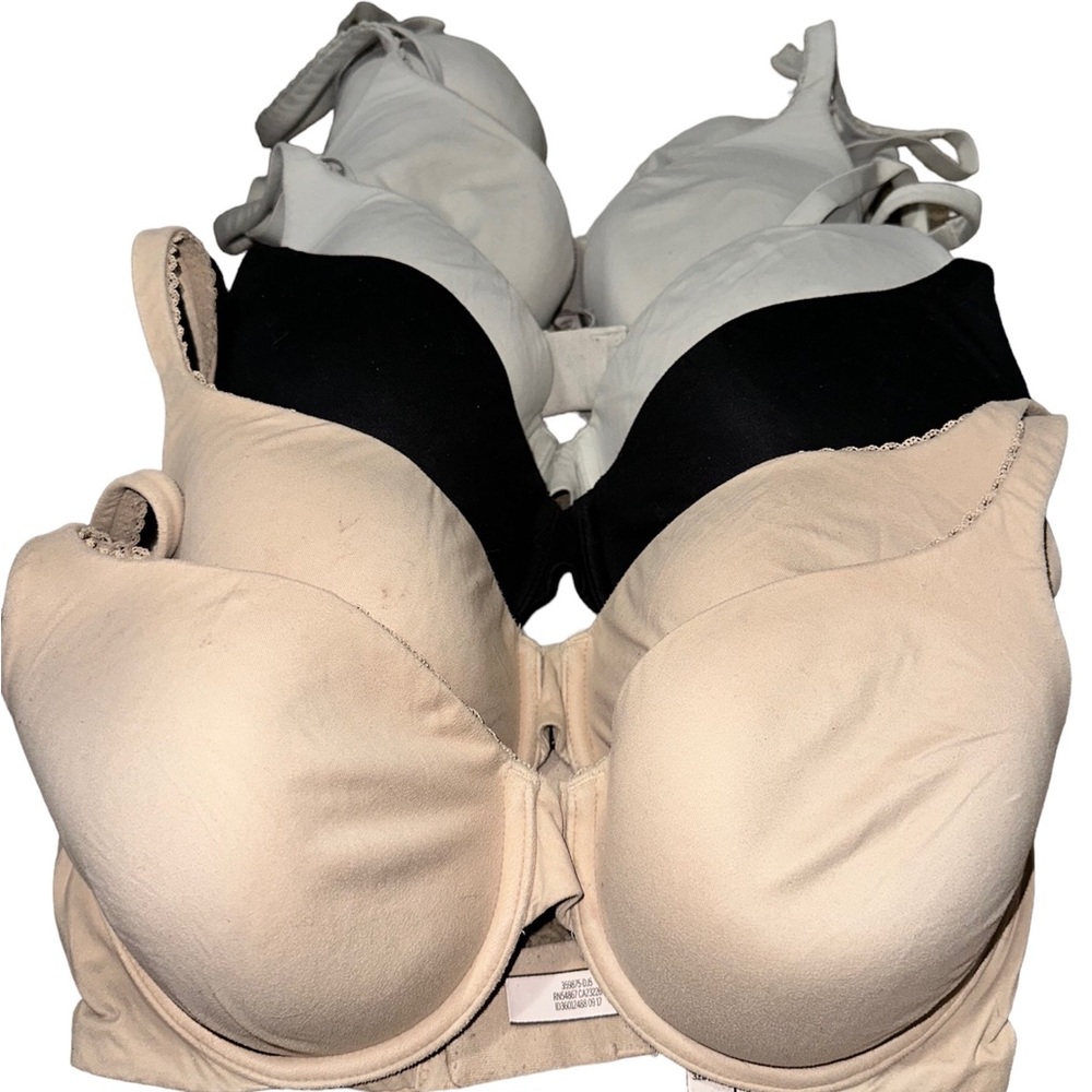6 Victoria’s Secret Body By Victoria Bra’s